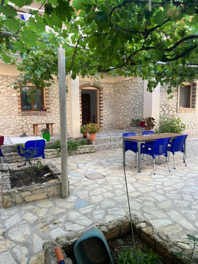 Villa Zoto Himare Exterior photo