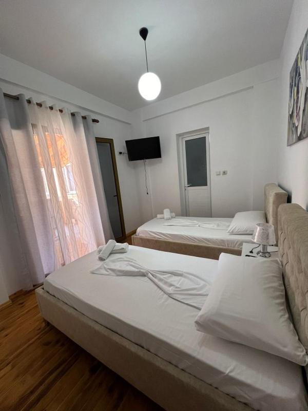Villa Zoto Himare Exterior photo
